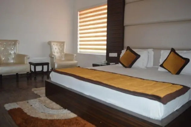 Romantic Stüdyo, Bahçe Manzaralı