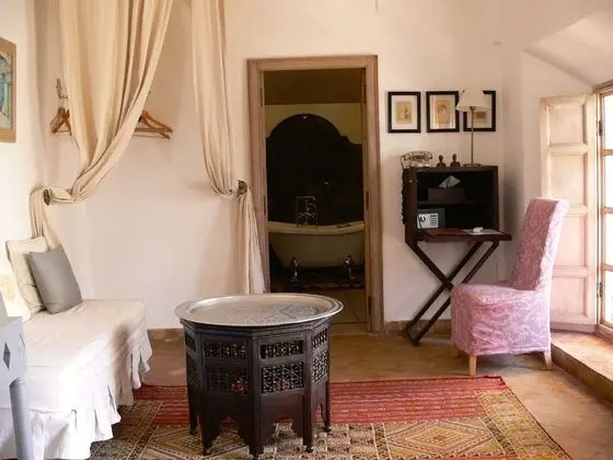 Junior Süit (Zeitoun)