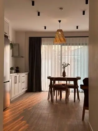 3+1 Villa,bahçe Manzaralı,isıtmalı Özel Havuzlu