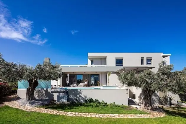 Villa, Sigara İçilebilir