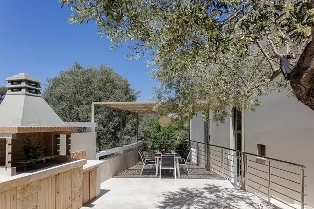Villa, Sigara İçilebilir