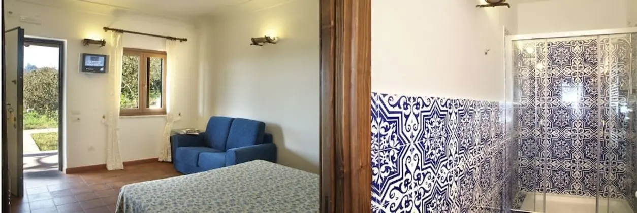 Classic Tek Büyük Yataklı Oda