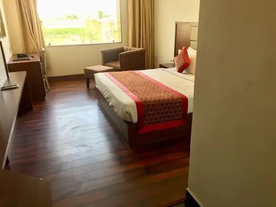 Deluxe Tek Büyük veya İki Ayrı Yataklı Oda, Birden Çok Yatak, Sigara İçilmez