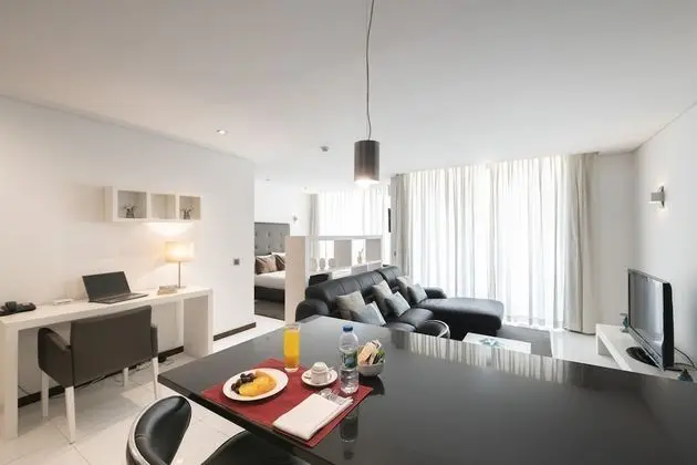 Deluxe Stüdyo Süit, Balkon