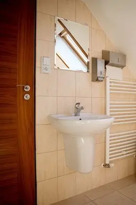 Dört Kişilik Oda