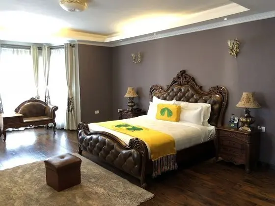 Deluxe Tek Büyük veya İki Ayrı Yataklı Oda