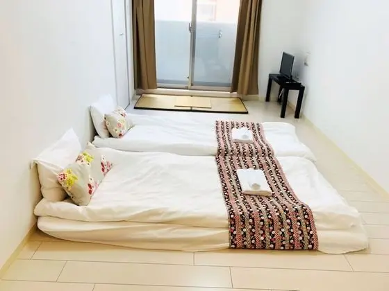 Üç Kişilik Oda, Sigara İçilmez (Japanese Style, Futon)