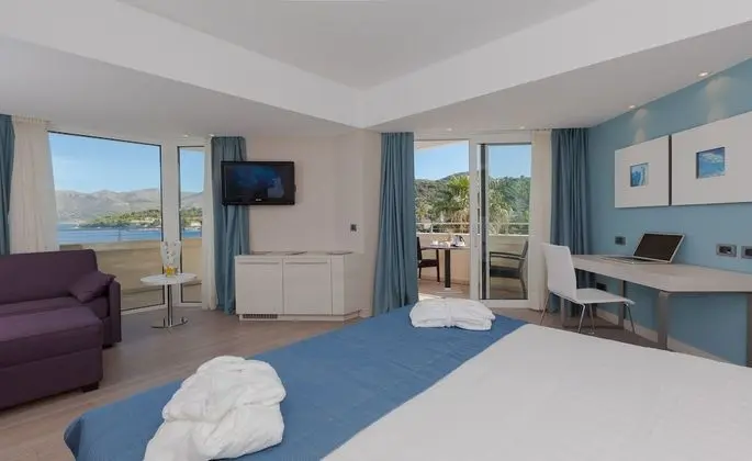 Junior Süit, Teras, Deniz Manzaralı