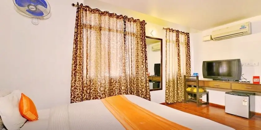 Deluxe Tek Büyük Yataklı Oda