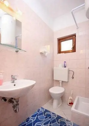 Tek Büyük veya İki Ayrı Yataklı Oda, Balkon, Deniz Manzaralı