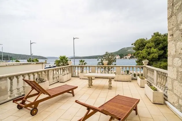 Villa (Three-Bedroom Villa)