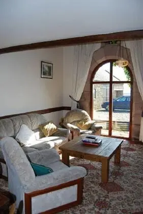 Coach House