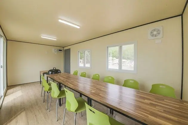 B (6 guests, Extra person fee KRW 30,000 on site)