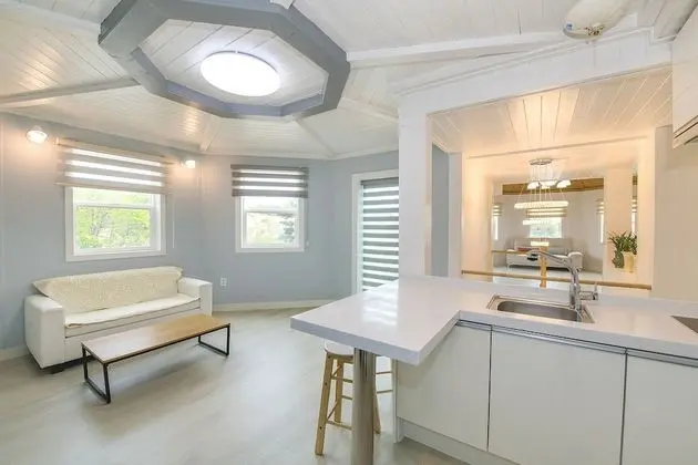 B (6 guests, Extra person fee KRW 30,000 on site)