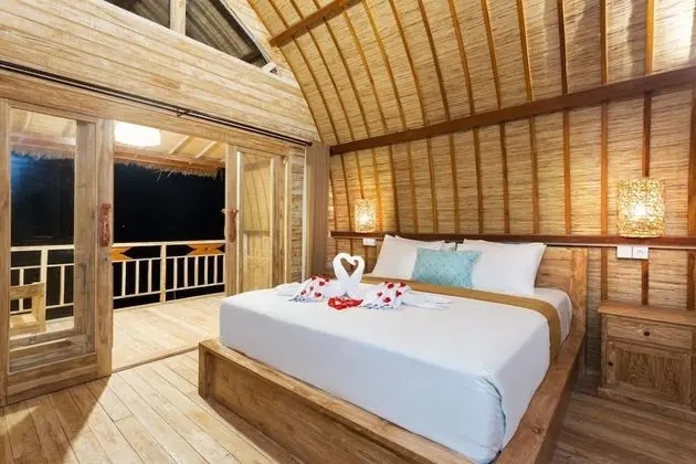 Oda, Balkon, Deniz Manzaralı
