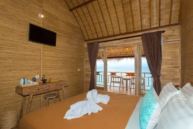 Tek Büyük Yataklı Oda, Balkon, Deniz Manzaralı
