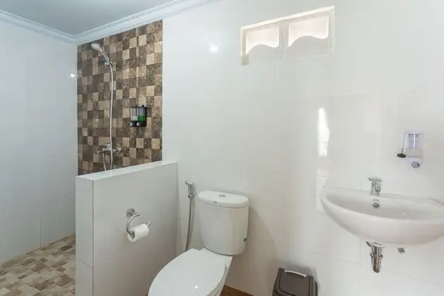 Tek Büyük Yataklı Oda, Balkon, Deniz Manzaralı