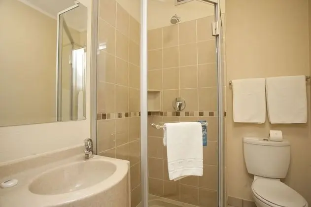 Tek Büyük Yataklı Oda, Sigara İçilmez