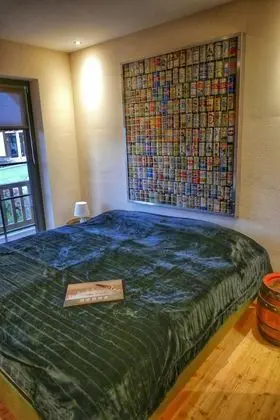 Design Tek Büyük Yataklı Oda, Balkon (Classic)