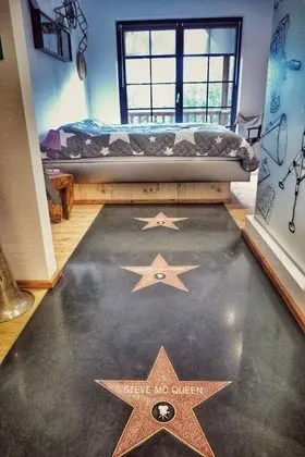 Design Tek Büyük Yataklı Oda, Balkon (Smart)