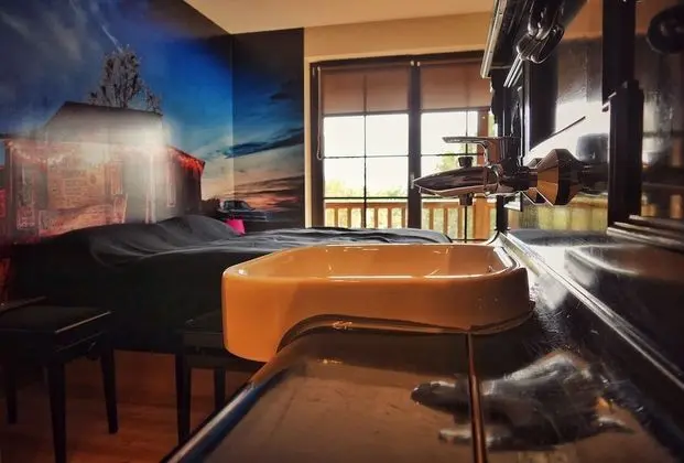 Design Tek Büyük Yataklı Oda, Balkon (Smart)