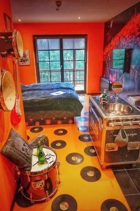 Design Tek Büyük Yataklı Oda, Balkon (Smart)