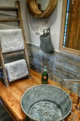 Design Tek Büyük Yataklı Oda, Balkon (Smartplus)