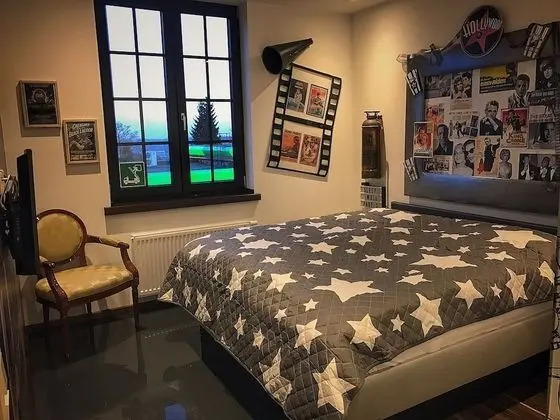 Basic Tek Büyük Yataklı Oda (Hollywood & Rocket Room)