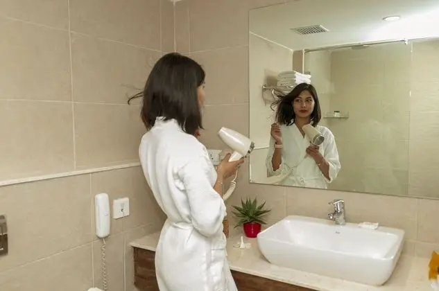 Junior Süit, 1 En Büyük (King) Boy Yatak, Sigara İçilmez, Şehir Manzaralı