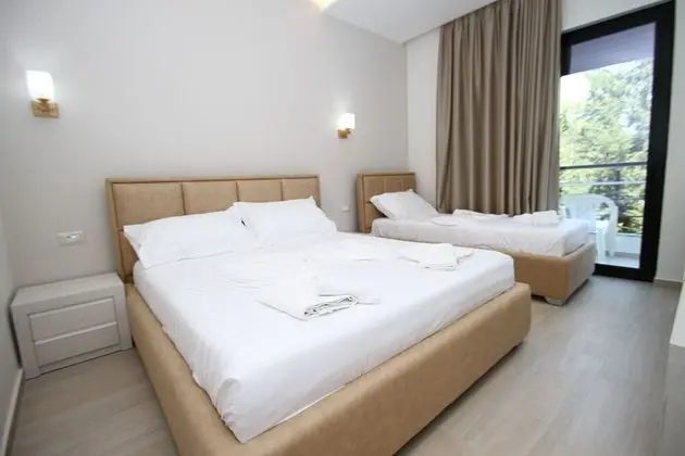 Deluxe Üç Kişilik Oda, Deniz Manzaralı