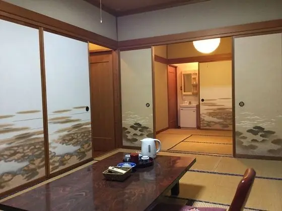 Traditional Oda (Japanese Style, for  6 Guests)