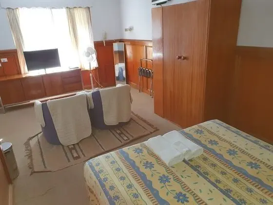 Comfort Tek Büyük Yataklı Oda
