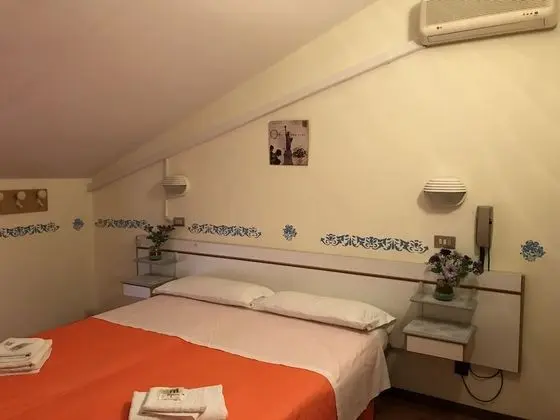 Tek Büyük veya İki Ayrı Yataklı Oda