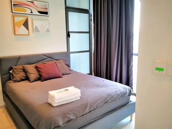 Luxury Daire, Birden Çok Yatak, Danışma