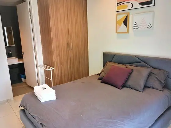 Luxury Daire, Birden Çok Yatak, Danışma