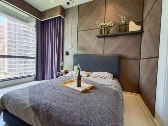 Luxury Daire, Birden Çok Yatak, Danışma