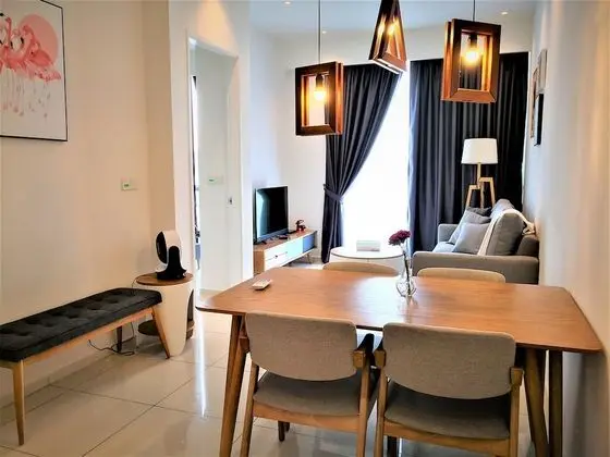 Luxury Daire, Birden Çok Yatak, Danışma