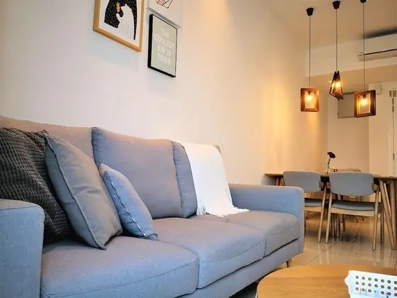 Luxury Daire, Birden Çok Yatak, Danışma