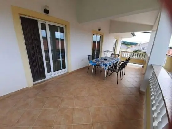 Apart Daire (Robi- swimming pool and beautiful gar)