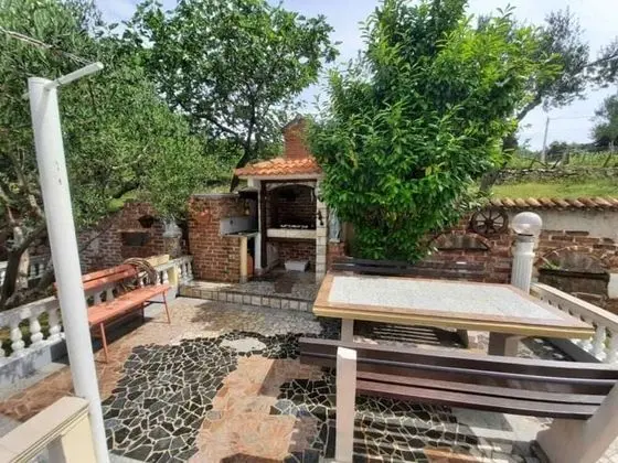 Apart Daire (Robi- swimming pool and beautiful gar)