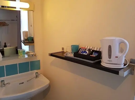 Deluxe Tek Kişilik Oda, Banyolu/Duşlu