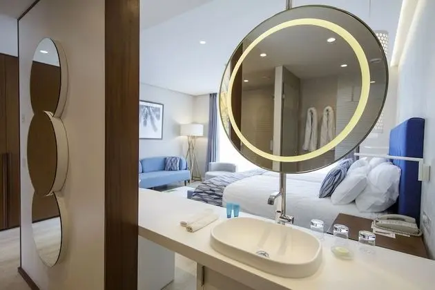 Deluxe Tek Büyük Yataklı Oda (DZX3)