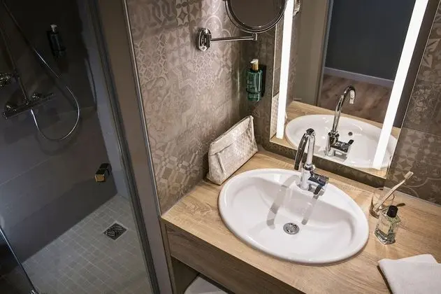 Economy Tek Büyük Yataklı Oda (Single Use)