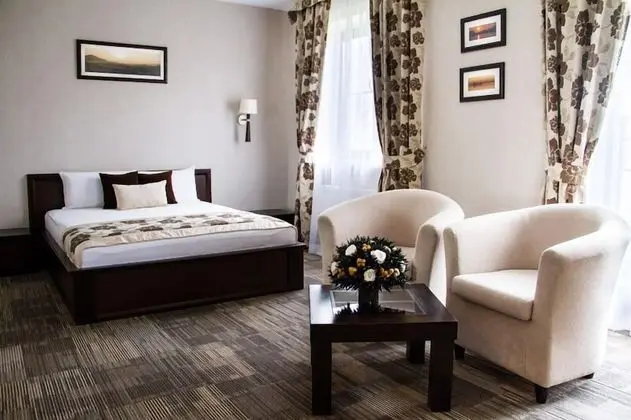 Standard Tek Büyük Yataklı Oda