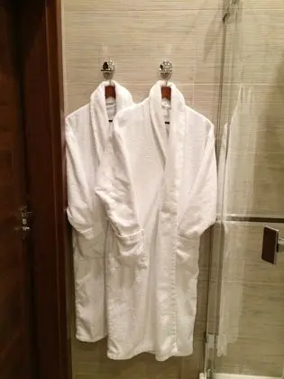 Tek Büyük Yataklı Oda (Corner)