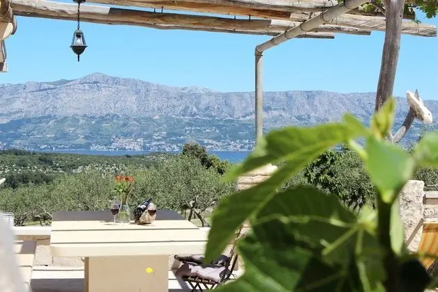 Kır Evi (Two-Bedroom House)