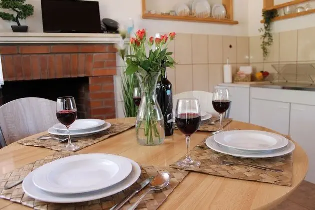 Kır Evi (Two-Bedroom House)