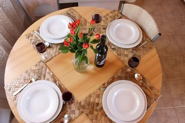 Kır Evi (Two-Bedroom House)