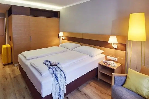 Superior Tek Büyük Yataklı Oda (Single Use)