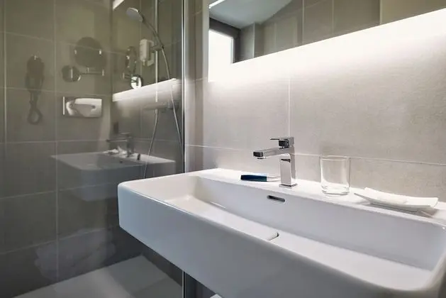 Economy Tek Büyük Yataklı Oda (Single Use)